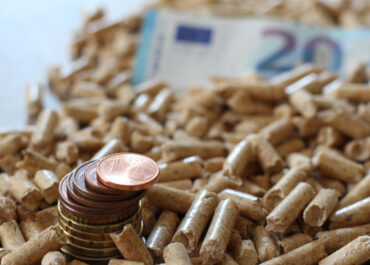 Caro energia e tensioni internazionali: le biomasse legnose restano una delle fonti più stabili e competitive per il riscaldamento